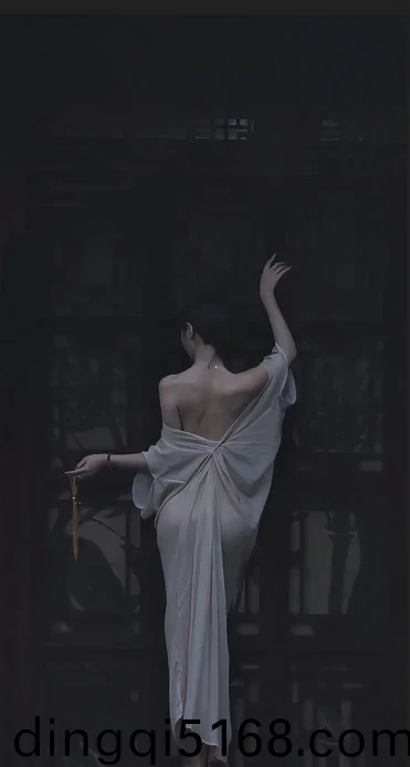《水泄不通》 金银花
